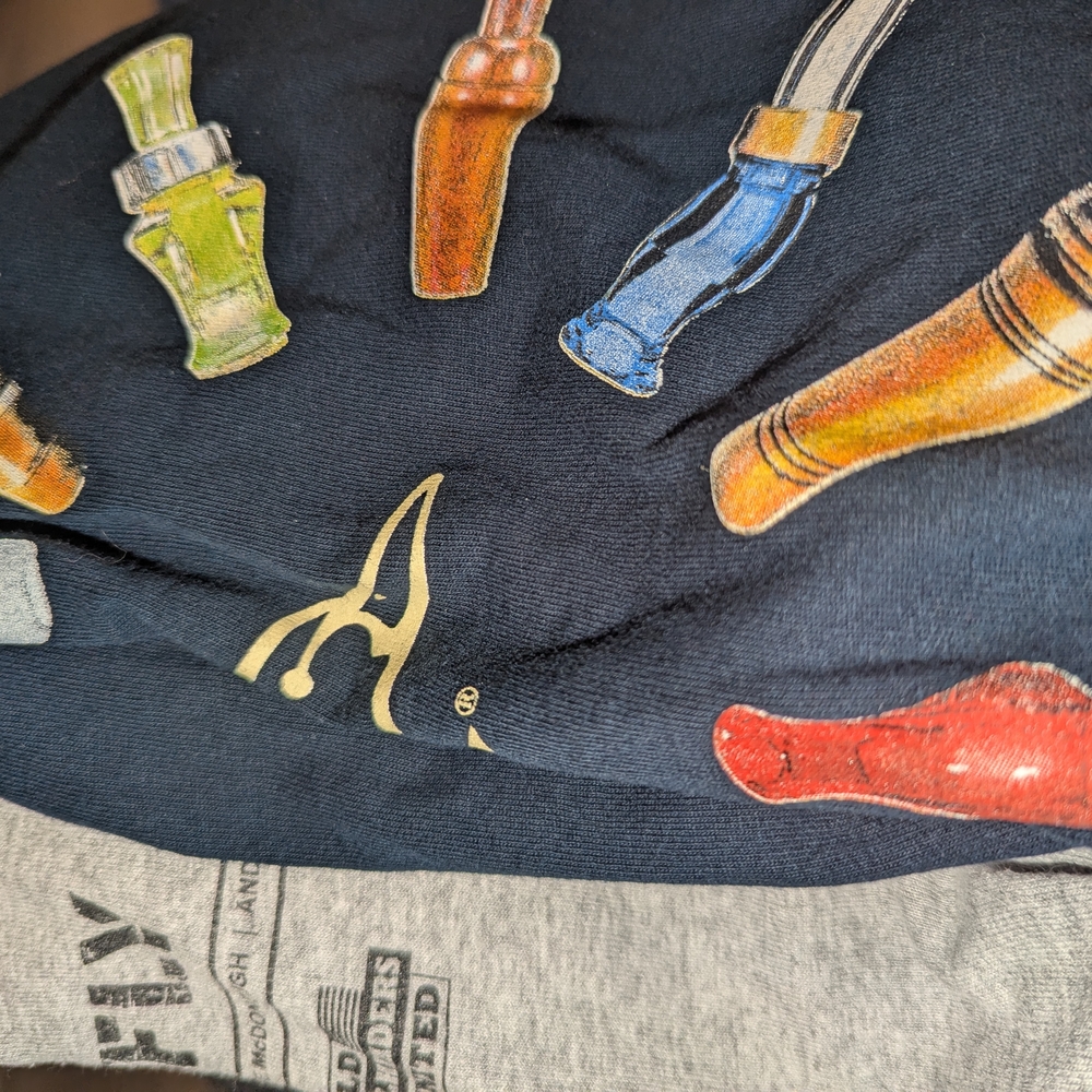 XL MEN'S FISHING SHIRT BUNDLE (2)